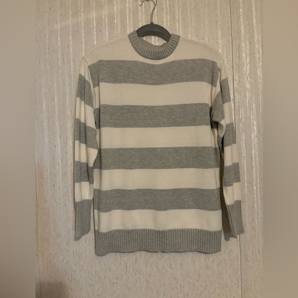 Gray and White Crew Neck Striped Sweater